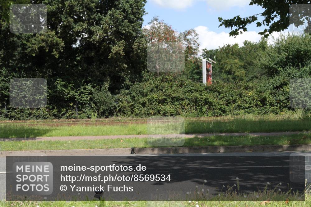 10.08.2025 - GEWOBA Citytriathlon Bremen Yannick Fuchs http://msf.ph/oto/8569534 10.08.2025 13:37:46 Radfahren  meine-sportfotos.de