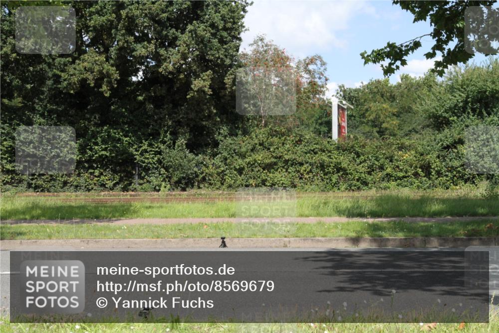 10.08.2025 - GEWOBA Citytriathlon Bremen Yannick Fuchs http://msf.ph/oto/8569679 10.08.2025 14:13:08 Radfahren 8, 95, 107 meine-sportfotos.de