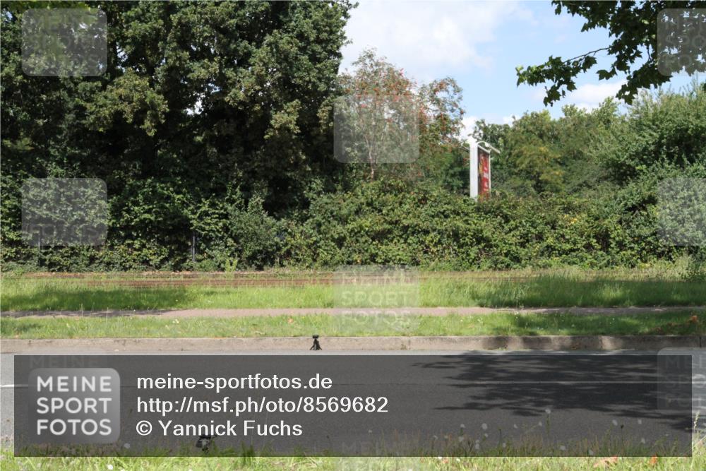 10.08.2025 - GEWOBA Citytriathlon Bremen Yannick Fuchs http://msf.ph/oto/8569682 10.08.2025 14:13:10 Radfahren 8, 95, 104, 107 meine-sportfotos.de