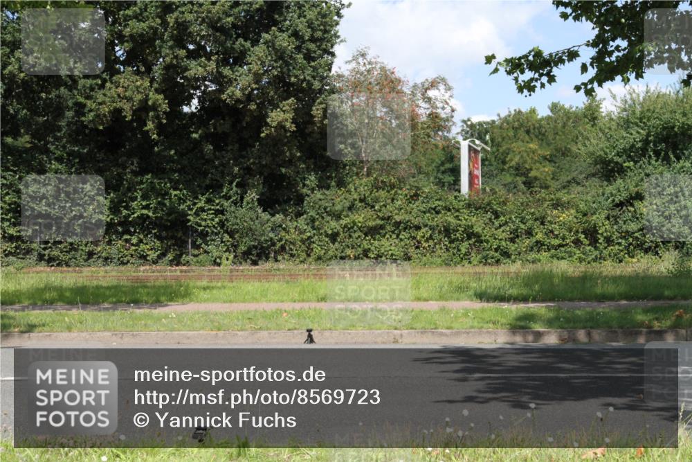10.08.2025 - GEWOBA Citytriathlon Bremen Yannick Fuchs http://msf.ph/oto/8569723 10.08.2025 14:14:05 Radfahren  meine-sportfotos.de