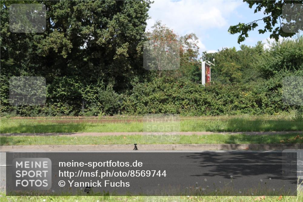 10.08.2025 - GEWOBA Citytriathlon Bremen Yannick Fuchs http://msf.ph/oto/8569744 10.08.2025 14:14:14 Radfahren 122 meine-sportfotos.de