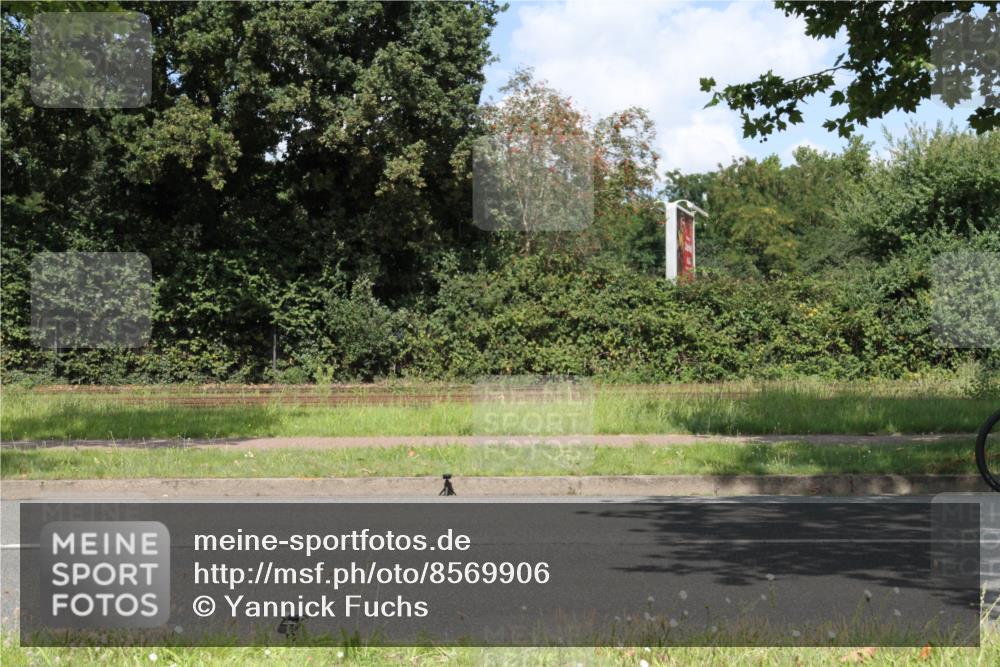 10.08.2025 - GEWOBA Citytriathlon Bremen Yannick Fuchs http://msf.ph/oto/8569906 10.08.2025 14:15:37 Radfahren 54, 72, 74, 98, 118, 123, 187 meine-sportfotos.de