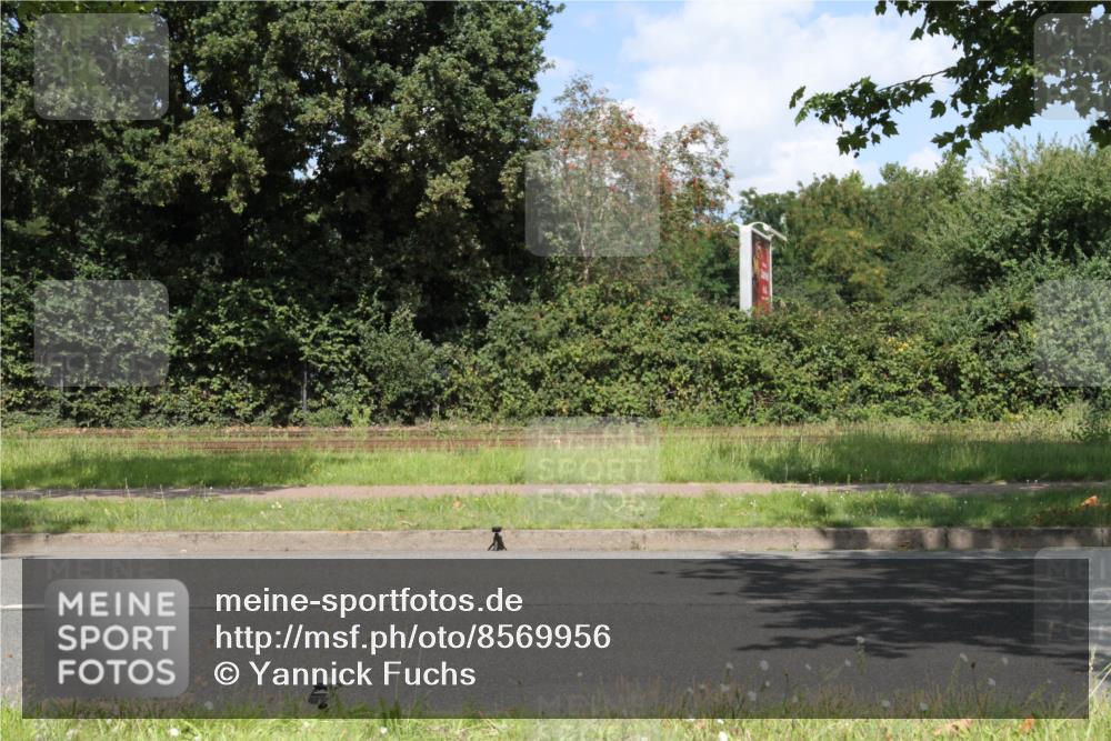 10.08.2025 - GEWOBA Citytriathlon Bremen Yannick Fuchs http://msf.ph/oto/8569956 10.08.2025 14:16:15 Radfahren 2, 23, 24, 38, 46, 48, 57, 62, 63, 65, 92, 129, 144 meine-sportfotos.de