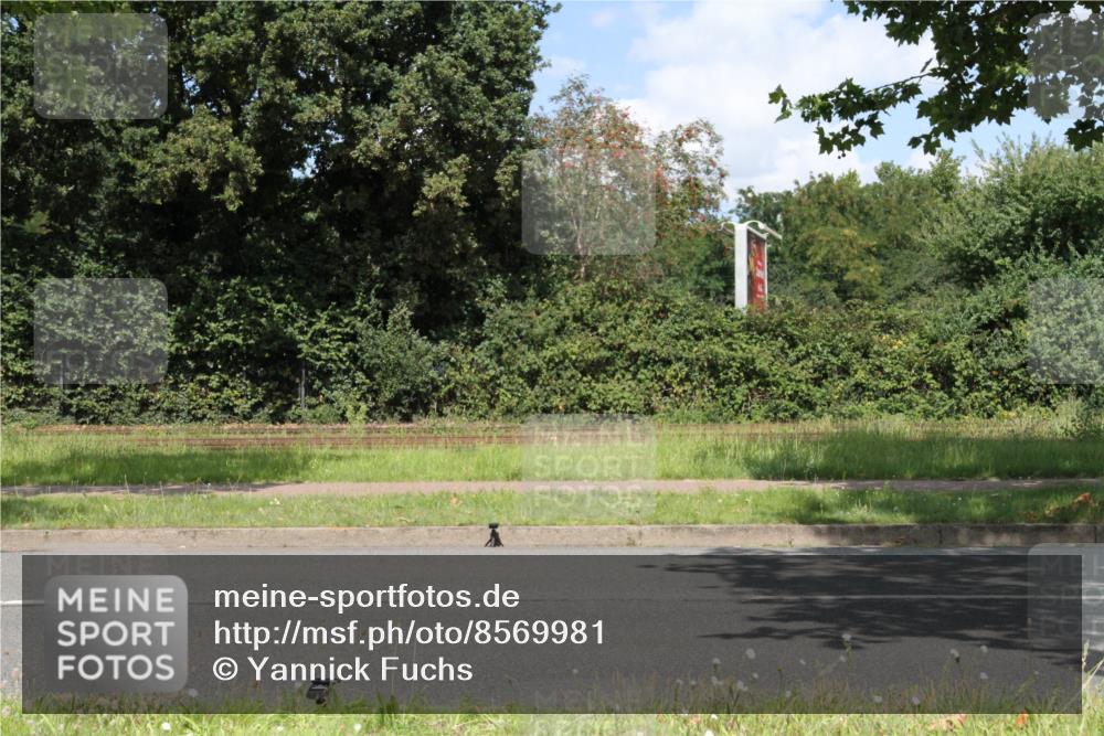 10.08.2025 - GEWOBA Citytriathlon Bremen Yannick Fuchs http://msf.ph/oto/8569981 10.08.2025 14:16:25 Radfahren 2, 31, 38, 48, 57, 62, 63, 64, 65, 121, 144, 152, 173 meine-sportfotos.de