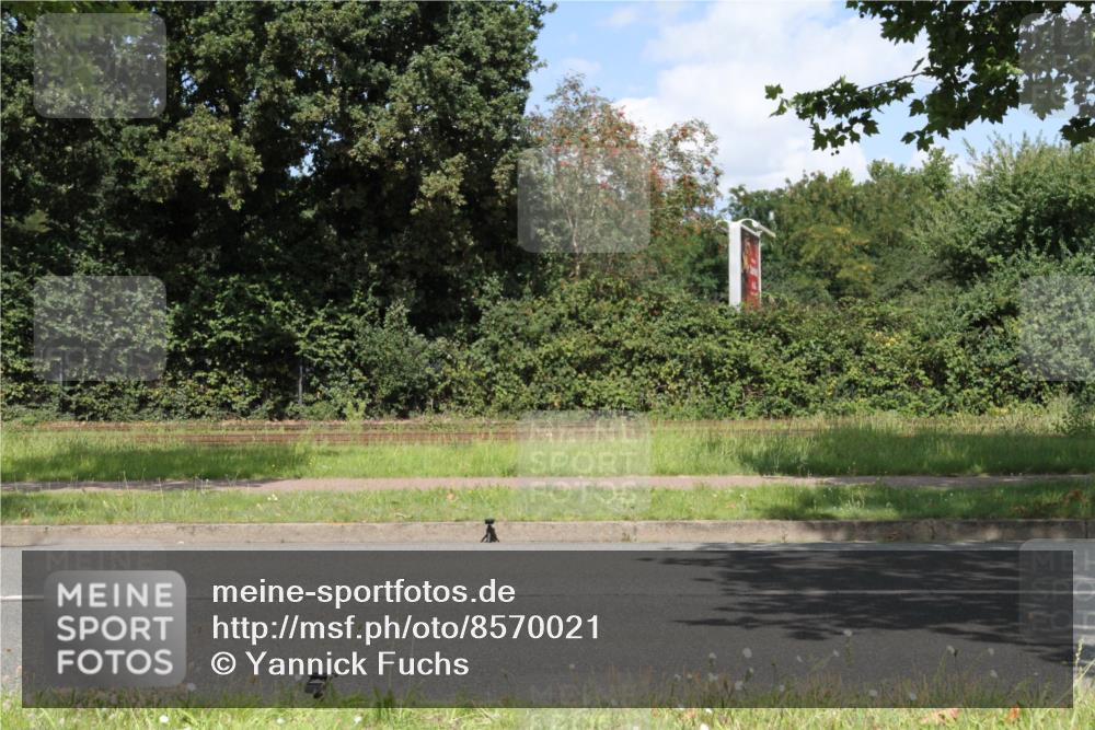 10.08.2025 - GEWOBA Citytriathlon Bremen Yannick Fuchs http://msf.ph/oto/8570021 10.08.2025 14:16:38 Radfahren 31, 41, 57, 64, 121, 144, 152, 173 meine-sportfotos.de