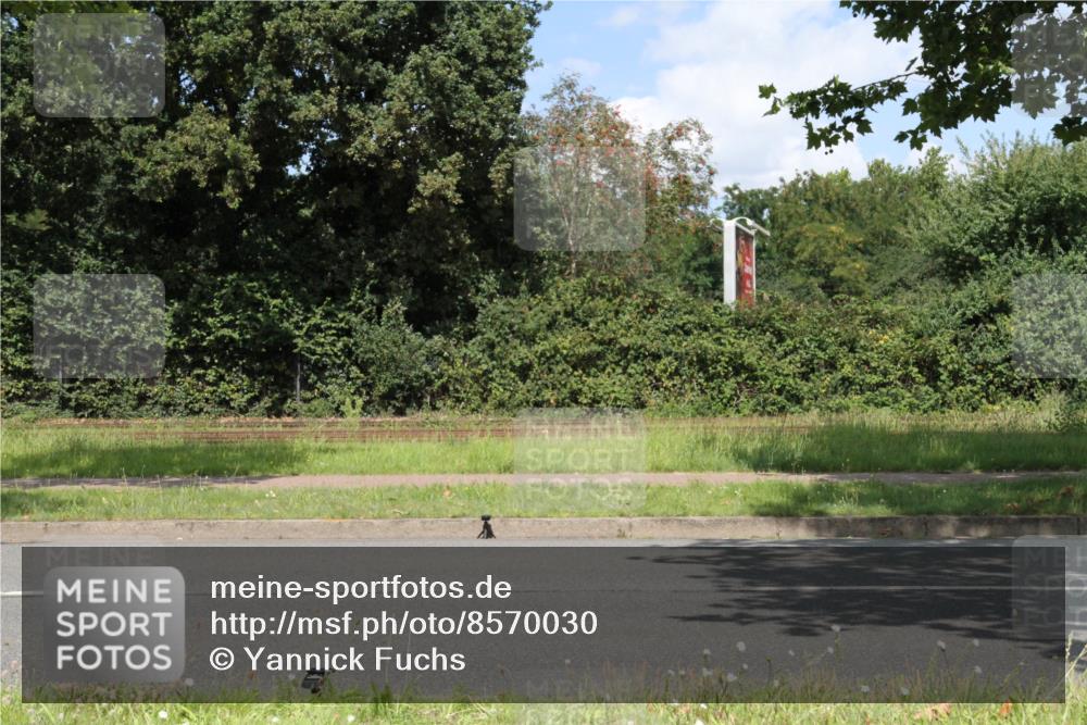 10.08.2025 - GEWOBA Citytriathlon Bremen Yannick Fuchs http://msf.ph/oto/8570030 10.08.2025 14:16:42 Radfahren 20, 31, 41, 64, 121, 152, 173 meine-sportfotos.de
