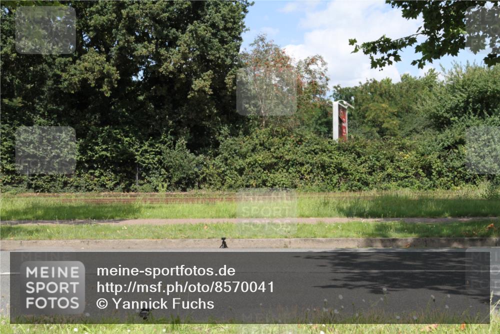 10.08.2025 - GEWOBA Citytriathlon Bremen Yannick Fuchs http://msf.ph/oto/8570041 10.08.2025 14:16:46 Radfahren 20, 32, 41, 64, 173 meine-sportfotos.de