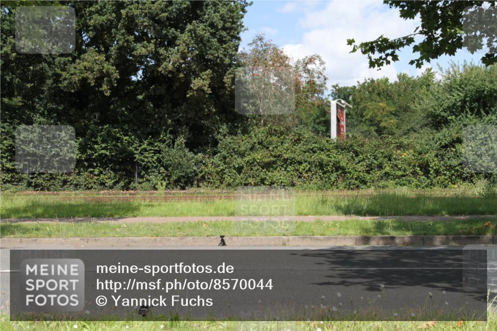 10.08.2025 - GEWOBA Citytriathlon Bremen Yannick Fuchs http://msf.ph/oto/8570044 10.08.2025 14:16:47 Radfahren 20, 32, 41 meine-sportfotos.de