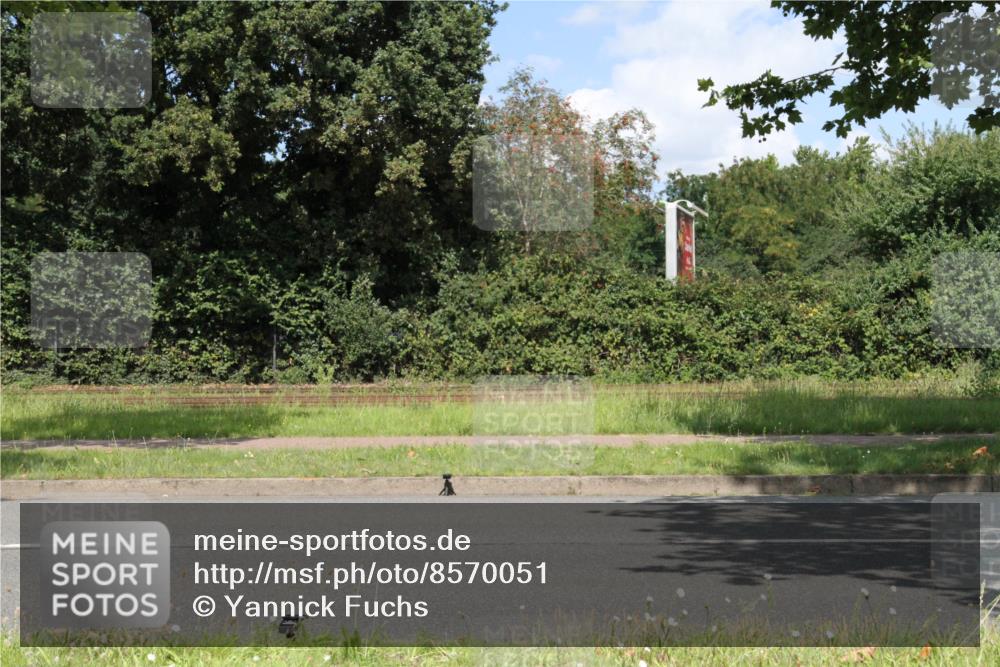 10.08.2025 - GEWOBA Citytriathlon Bremen Yannick Fuchs http://msf.ph/oto/8570051 10.08.2025 14:16:49 Radfahren 20, 32, 41, 78 meine-sportfotos.de
