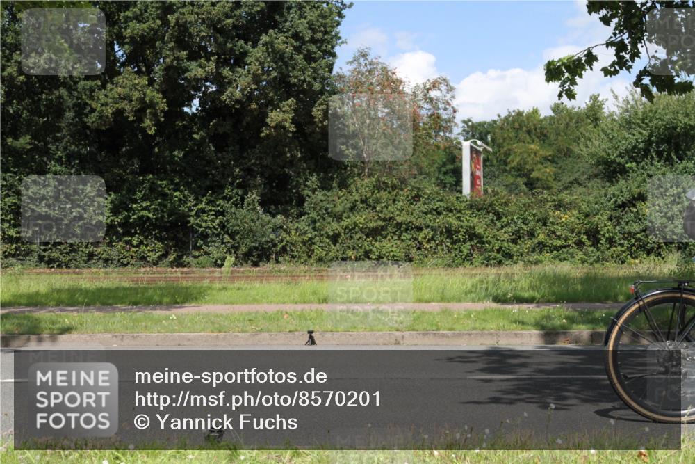 10.08.2025 - GEWOBA Citytriathlon Bremen Yannick Fuchs http://msf.ph/oto/8570201 10.08.2025 14:19:22 Radfahren 124, 126, 162, 201, 227, 239, 254 meine-sportfotos.de