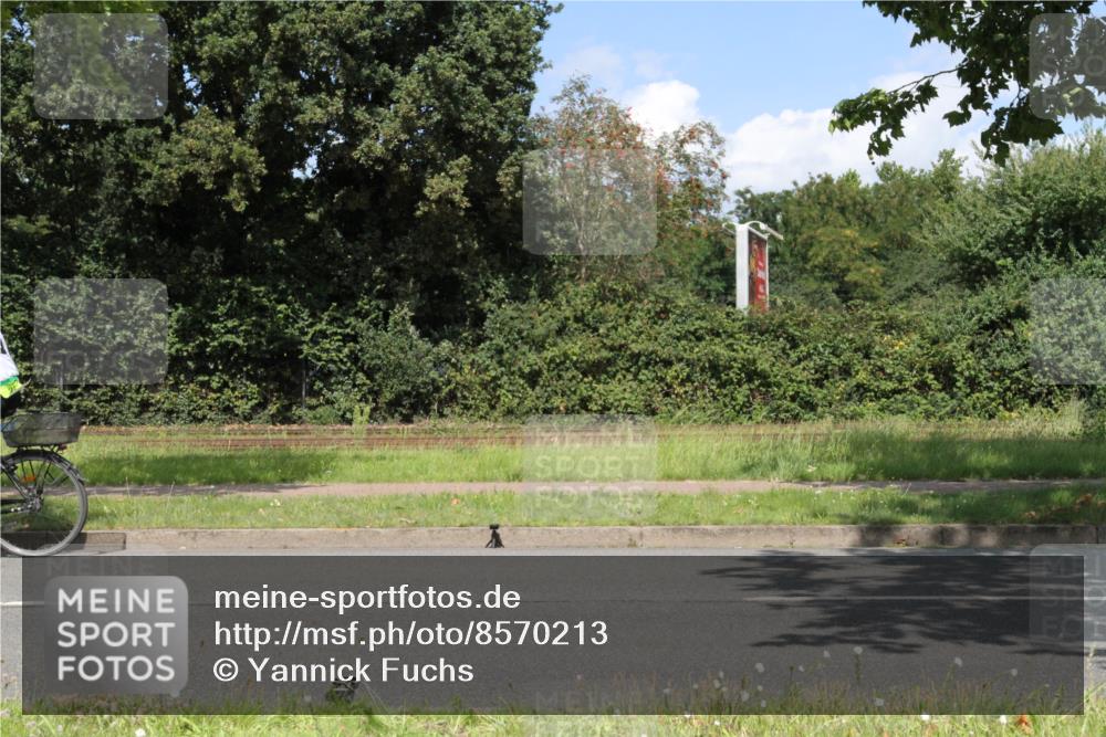 10.08.2025 - GEWOBA Citytriathlon Bremen Yannick Fuchs http://msf.ph/oto/8570213 10.08.2025 14:19:26 Radfahren 84, 124, 126, 162, 201, 227, 239, 254 meine-sportfotos.de