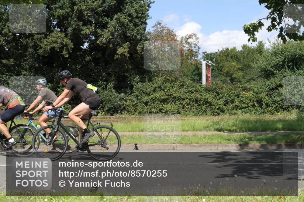 10.08.2025 - GEWOBA Citytriathlon Bremen Yannick Fuchs http://msf.ph/oto/8570255 10.08.2025 14:19:52 Radfahren 36, 59, 170, 174, 195, 287 meine-sportfotos.de