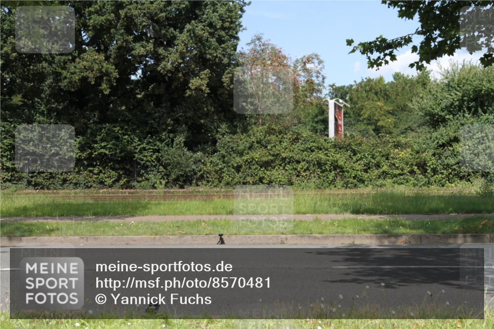 10.08.2025 - GEWOBA Citytriathlon Bremen Yannick Fuchs http://msf.ph/oto/8570481 10.08.2025 14:23:20 Radfahren 99, 154, 163, 200, 209, 213, 222, 225, 249, 250, 251, 317, 423, 431, 478, 480 meine-sportfotos.de
