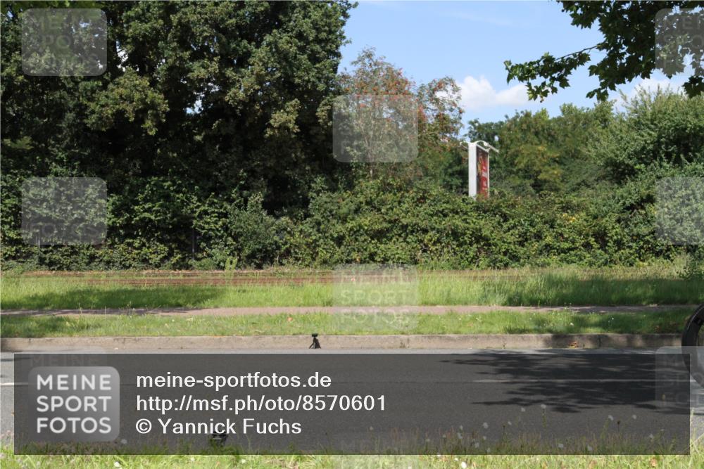 10.08.2025 - GEWOBA Citytriathlon Bremen Yannick Fuchs http://msf.ph/oto/8570601 10.08.2025 14:25:22 Radfahren 49, 85, 208, 267, 270, 323, 326, 336, 462, 479 meine-sportfotos.de