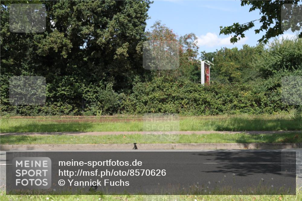 10.08.2025 - GEWOBA Citytriathlon Bremen Yannick Fuchs http://msf.ph/oto/8570626 10.08.2025 14:25:47 Radfahren 167, 446, 499 meine-sportfotos.de