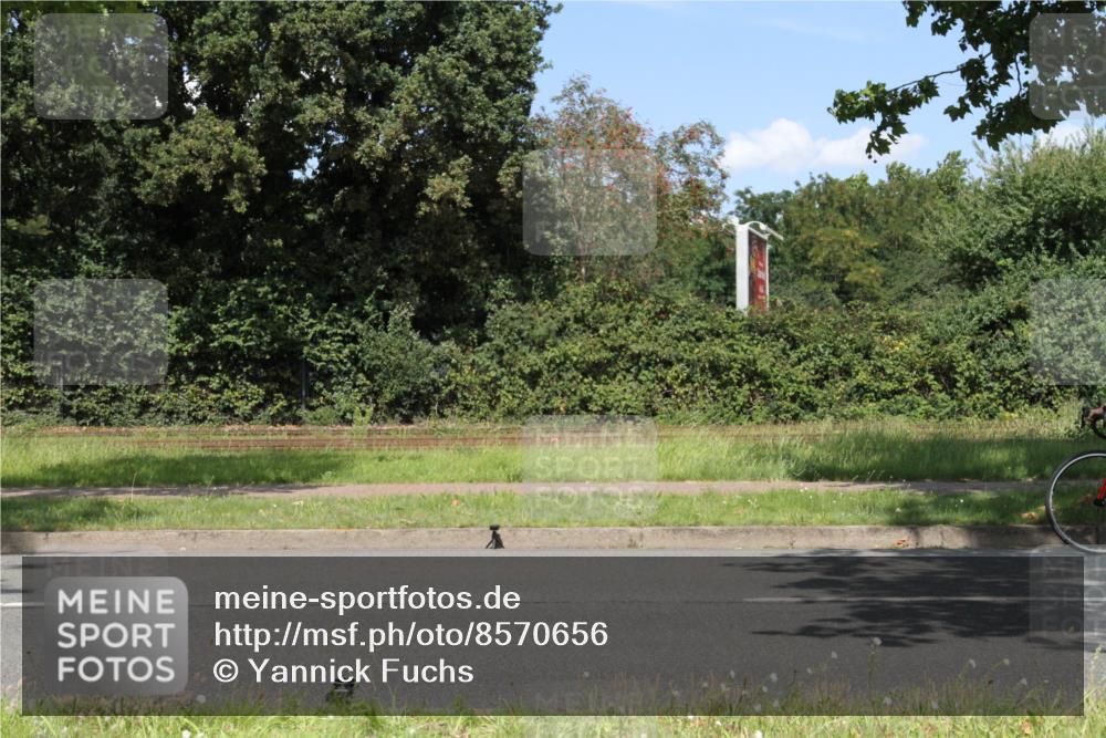 10.08.2025 - GEWOBA Citytriathlon Bremen Yannick Fuchs http://msf.ph/oto/8570656 10.08.2025 14:26:01 Radfahren 167, 181, 220, 231, 273, 325, 331, 446 meine-sportfotos.de