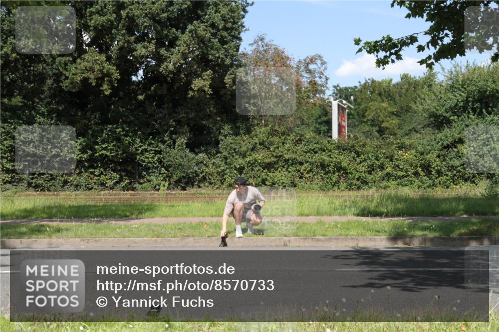 10.08.2025 - GEWOBA Citytriathlon Bremen Yannick Fuchs http://msf.ph/oto/8570733 10.08.2025 14:26:29 Radfahren 278, 358, 360, 404, 453, 532 meine-sportfotos.de