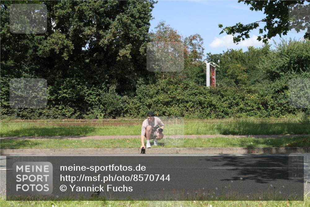 10.08.2025 - GEWOBA Citytriathlon Bremen Yannick Fuchs http://msf.ph/oto/8570744 10.08.2025 14:26:33 Radfahren 358, 360, 404, 408, 445, 453, 532 meine-sportfotos.de