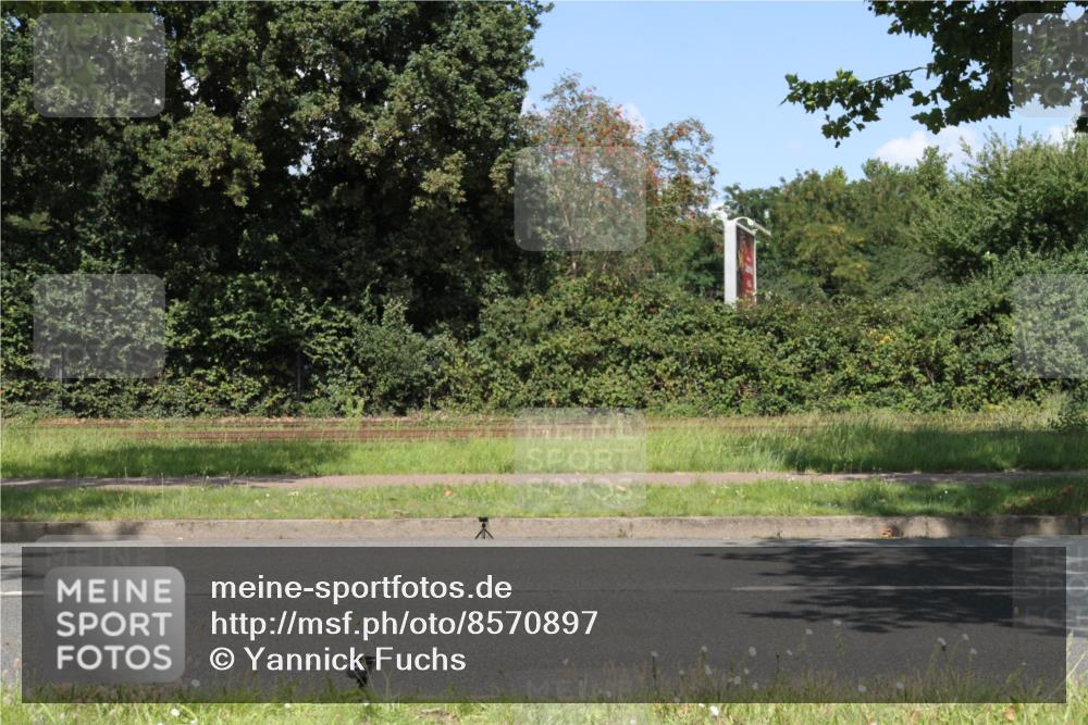 10.08.2025 - GEWOBA Citytriathlon Bremen Yannick Fuchs http://msf.ph/oto/8570897 10.08.2025 14:28:50 Radfahren 168, 171, 193, 237, 350, 403, 467, 483 meine-sportfotos.de