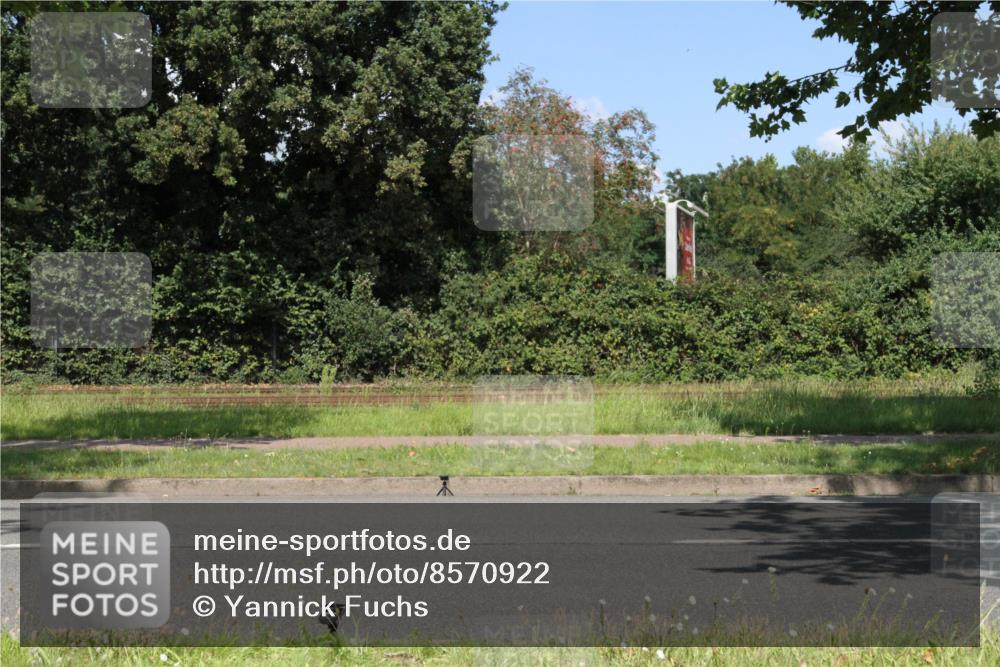 10.08.2025 - GEWOBA Citytriathlon Bremen Yannick Fuchs http://msf.ph/oto/8570922 10.08.2025 14:29:02 Radfahren 168, 172, 193, 321, 403 meine-sportfotos.de