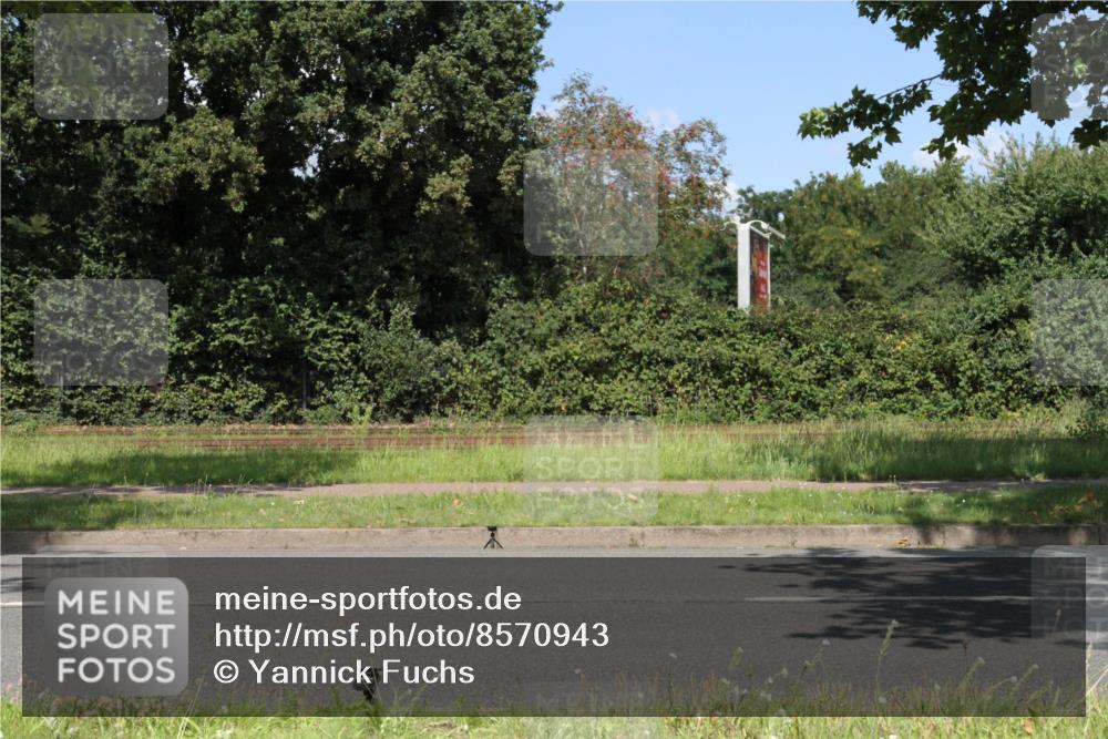 10.08.2025 - GEWOBA Citytriathlon Bremen Yannick Fuchs http://msf.ph/oto/8570943 10.08.2025 14:29:09 Radfahren 168, 172, 188, 321, 389, 403, 447 meine-sportfotos.de