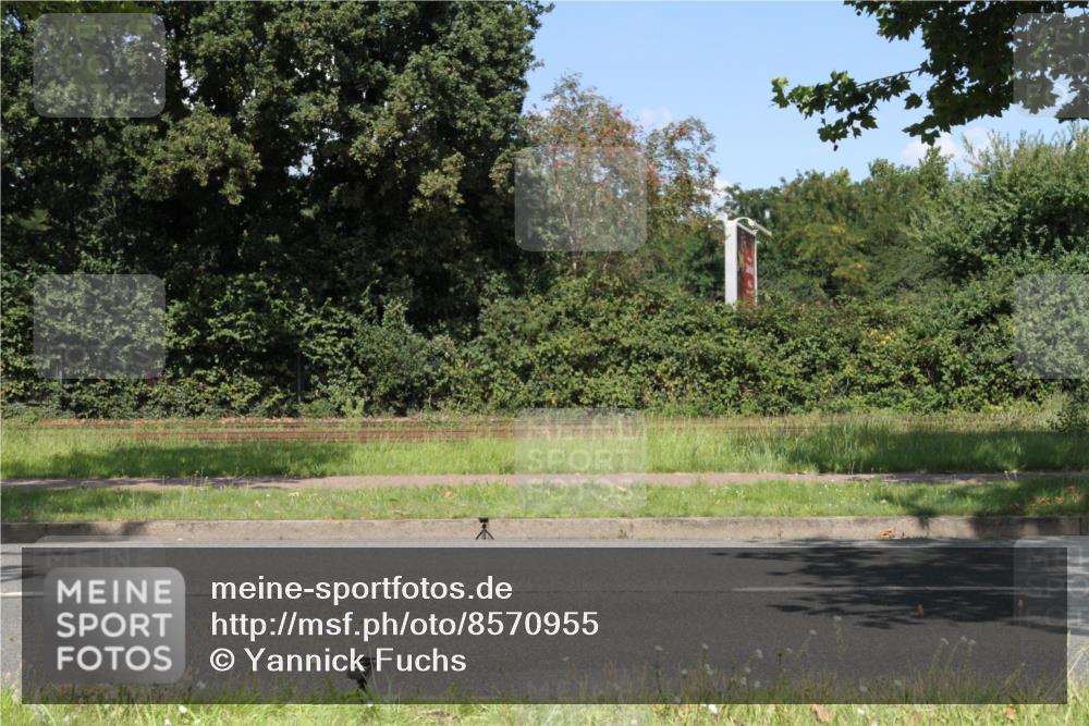 10.08.2025 - GEWOBA Citytriathlon Bremen Yannick Fuchs http://msf.ph/oto/8570955 10.08.2025 14:29:13 Radfahren 168, 172, 188, 321, 389, 447 meine-sportfotos.de