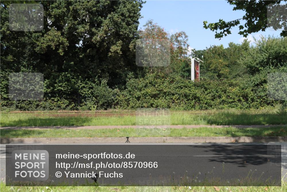 10.08.2025 - GEWOBA Citytriathlon Bremen Yannick Fuchs http://msf.ph/oto/8570966 10.08.2025 14:29:17 Radfahren 117, 172, 188, 206, 321, 365, 389, 447 meine-sportfotos.de