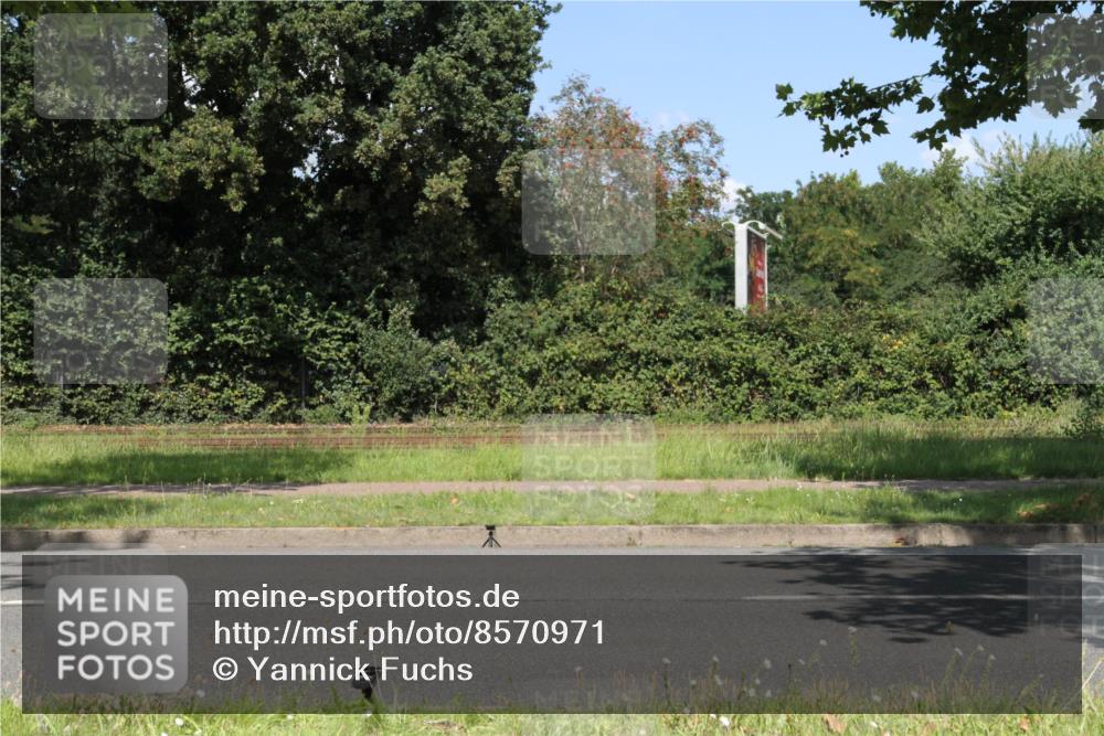 10.08.2025 - GEWOBA Citytriathlon Bremen Yannick Fuchs http://msf.ph/oto/8570971 10.08.2025 14:29:19 Radfahren 117, 172, 188, 206, 212, 351, 365, 389, 447 meine-sportfotos.de