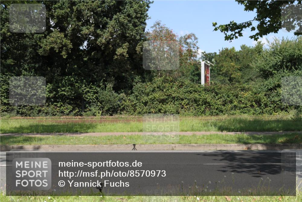 10.08.2025 - GEWOBA Citytriathlon Bremen Yannick Fuchs http://msf.ph/oto/8570973 10.08.2025 14:29:20 Radfahren 117, 188, 206, 212, 351, 365, 373, 389, 447, 487 meine-sportfotos.de