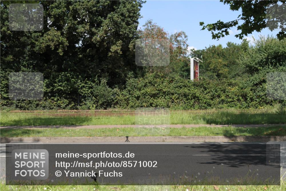 10.08.2025 - GEWOBA Citytriathlon Bremen Yannick Fuchs http://msf.ph/oto/8571002 10.08.2025 14:29:30 Radfahren 117, 179, 206, 212, 351, 365, 373, 389, 405, 466, 487, 517 meine-sportfotos.de