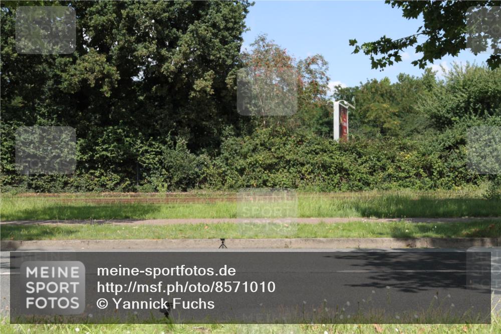10.08.2025 - GEWOBA Citytriathlon Bremen Yannick Fuchs http://msf.ph/oto/8571010 10.08.2025 14:29:33 Radfahren 117, 179, 206, 212, 226, 351, 365, 373, 405, 466, 487, 517 meine-sportfotos.de