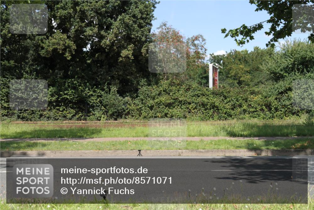 10.08.2025 - GEWOBA Citytriathlon Bremen Yannick Fuchs http://msf.ph/oto/8571071 10.08.2025 14:30:09 Radfahren 42, 66, 95, 112, 148, 149, 183, 315, 337, 374, 400, 402, 410, 429, 454 meine-sportfotos.de