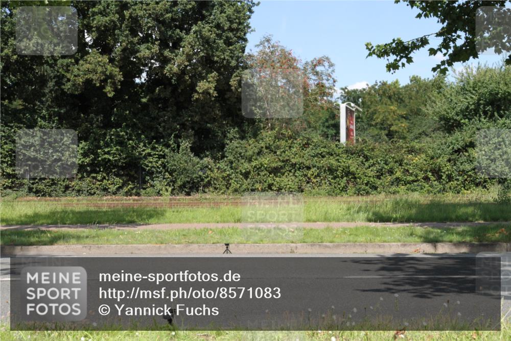 10.08.2025 - GEWOBA Citytriathlon Bremen Yannick Fuchs http://msf.ph/oto/8571083 10.08.2025 14:30:14 Radfahren 33, 42, 66, 95, 112, 148, 149, 315, 329, 337, 338, 361, 374, 400, 402, 410, 429, 454 meine-sportfotos.de
