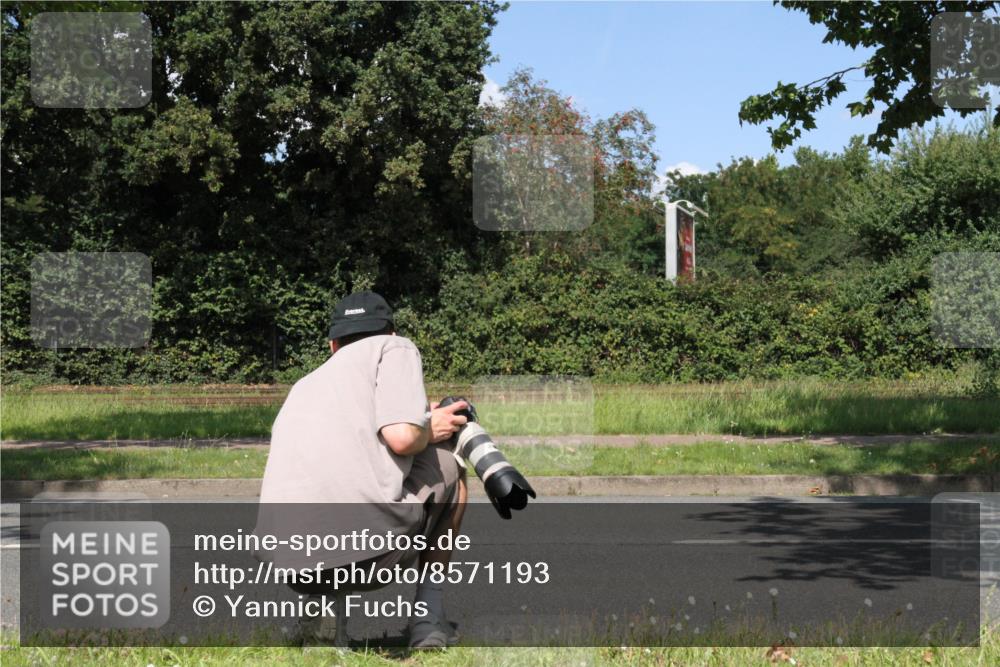 10.08.2025 - GEWOBA Citytriathlon Bremen Yannick Fuchs http://msf.ph/oto/8571193 10.08.2025 14:30:54 Radfahren 12, 175, 335, 341, 368, 385, 399, 409, 416, 504, 510 meine-sportfotos.de