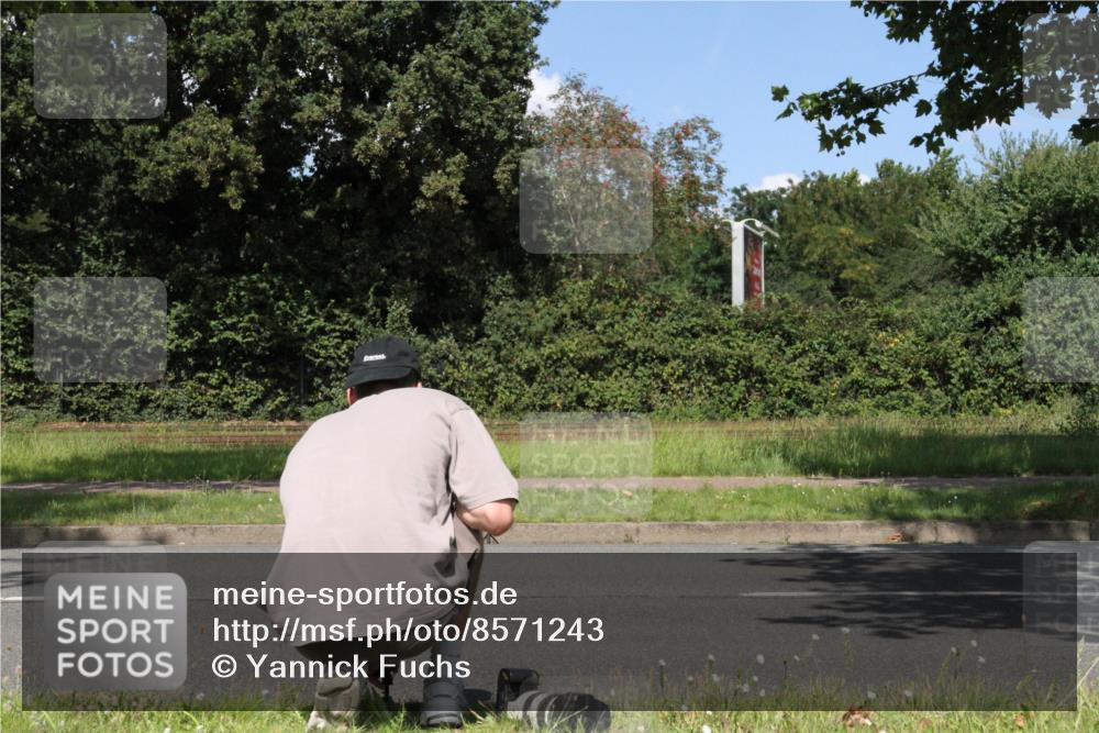 10.08.2025 - GEWOBA Citytriathlon Bremen Yannick Fuchs http://msf.ph/oto/8571243 10.08.2025 14:31:30 Radfahren 97, 187, 271, 291, 324, 379, 407, 419, 434, 439, 469, 470, 475, 485, 509, 523 meine-sportfotos.de