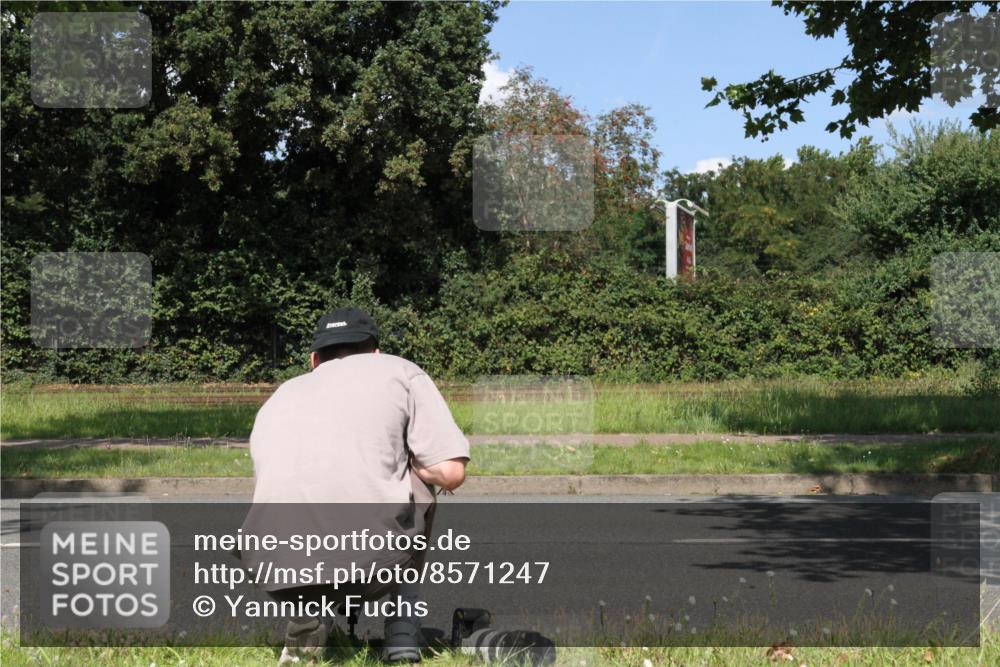 10.08.2025 - GEWOBA Citytriathlon Bremen Yannick Fuchs http://msf.ph/oto/8571247 10.08.2025 14:31:34 Radfahren 97, 187, 271, 291, 324, 379, 419, 434, 439, 459, 469, 475, 485, 520, 523 meine-sportfotos.de