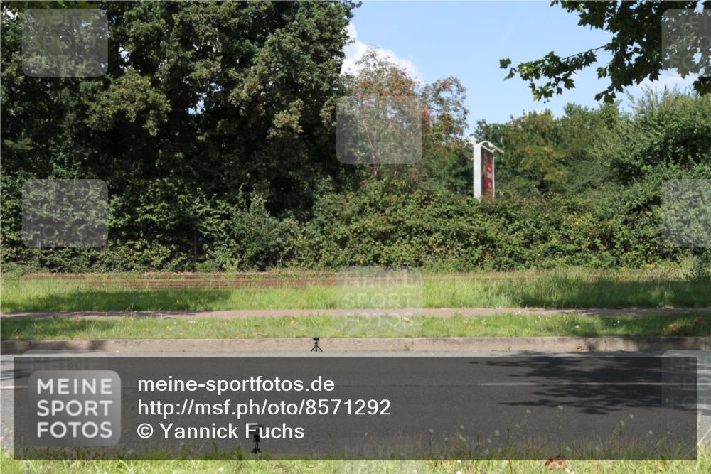 10.08.2025 - GEWOBA Citytriathlon Bremen Yannick Fuchs http://msf.ph/oto/8571292 10.08.2025 14:32:20 Radfahren 104, 105, 113, 284, 299, 344, 355, 359, 362, 366, 370, 376, 393, 433, 463, 489, 508 meine-sportfotos.de