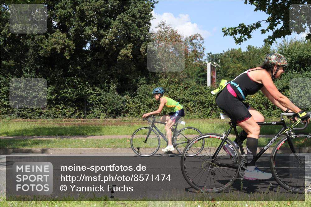 10.08.2025 - GEWOBA Citytriathlon Bremen Yannick Fuchs http://msf.ph/oto/8571474 10.08.2025 14:33:31 Radfahren 2, 25, 48, 74, 138, 440, 514, 518, 519 meine-sportfotos.de