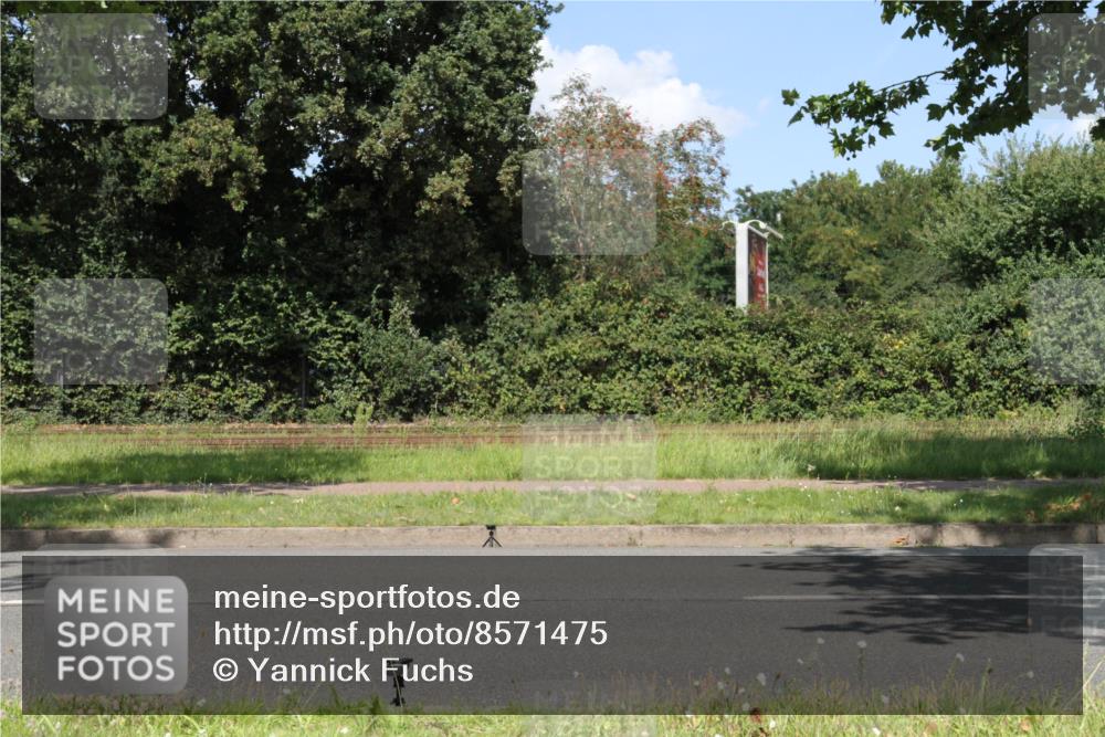10.08.2025 - GEWOBA Citytriathlon Bremen Yannick Fuchs http://msf.ph/oto/8571475 10.08.2025 14:33:32 Radfahren 2, 25, 48, 74, 138, 440, 514, 518, 519 meine-sportfotos.de