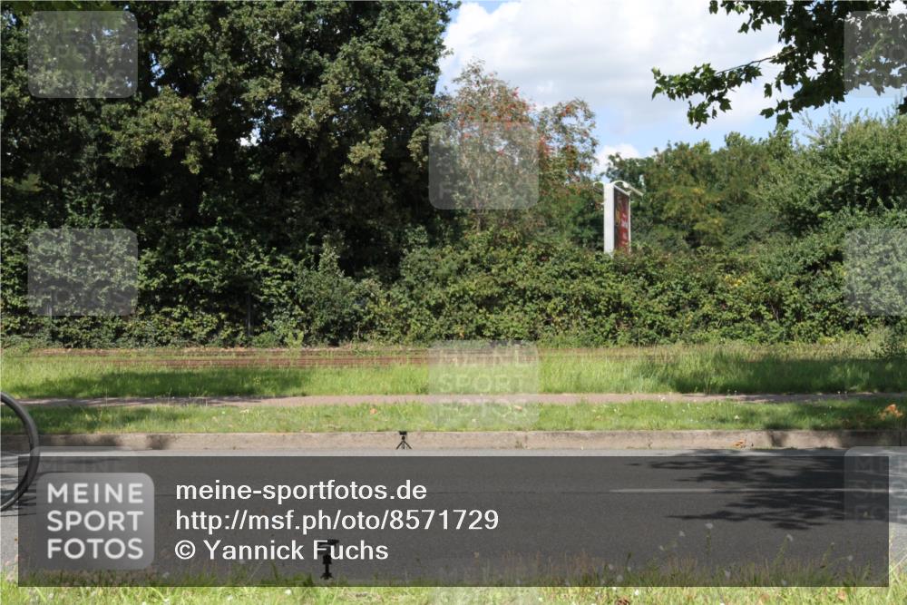 10.08.2025 - GEWOBA Citytriathlon Bremen Yannick Fuchs http://msf.ph/oto/8571729 10.08.2025 14:37:46 Radfahren 4, 63, 75, 116, 170, 191, 287, 290, 528 meine-sportfotos.de
