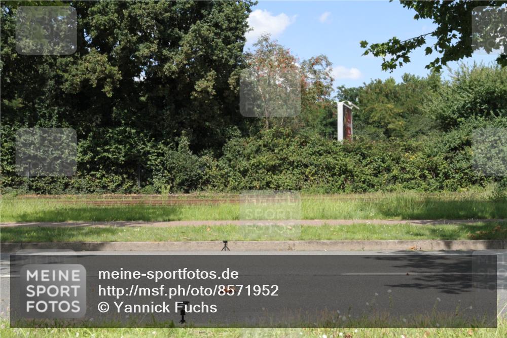 10.08.2025 - GEWOBA Citytriathlon Bremen Yannick Fuchs http://msf.ph/oto/8571952 10.08.2025 14:44:00 Radfahren 163, 267, 278, 298, 325 meine-sportfotos.de