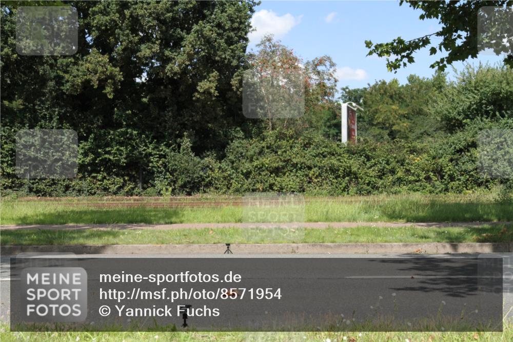 10.08.2025 - GEWOBA Citytriathlon Bremen Yannick Fuchs http://msf.ph/oto/8571954 10.08.2025 14:44:02 Radfahren 163, 267, 278, 298, 325 meine-sportfotos.de