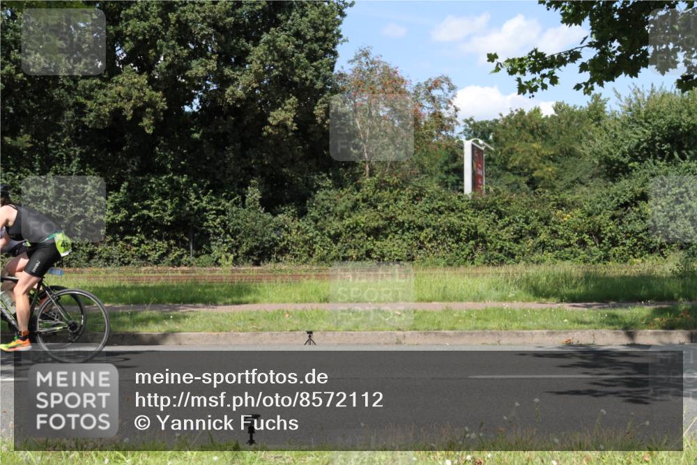 10.08.2025 - GEWOBA Citytriathlon Bremen Yannick Fuchs http://msf.ph/oto/8572112 10.08.2025 14:48:39 Radfahren 179, 276, 365, 389, 426, 487 meine-sportfotos.de