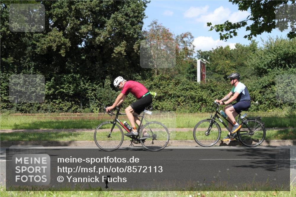 10.08.2025 - GEWOBA Citytriathlon Bremen Yannick Fuchs http://msf.ph/oto/8572113 10.08.2025 14:48:40 Radfahren 179, 276, 365, 389, 426, 487 meine-sportfotos.de