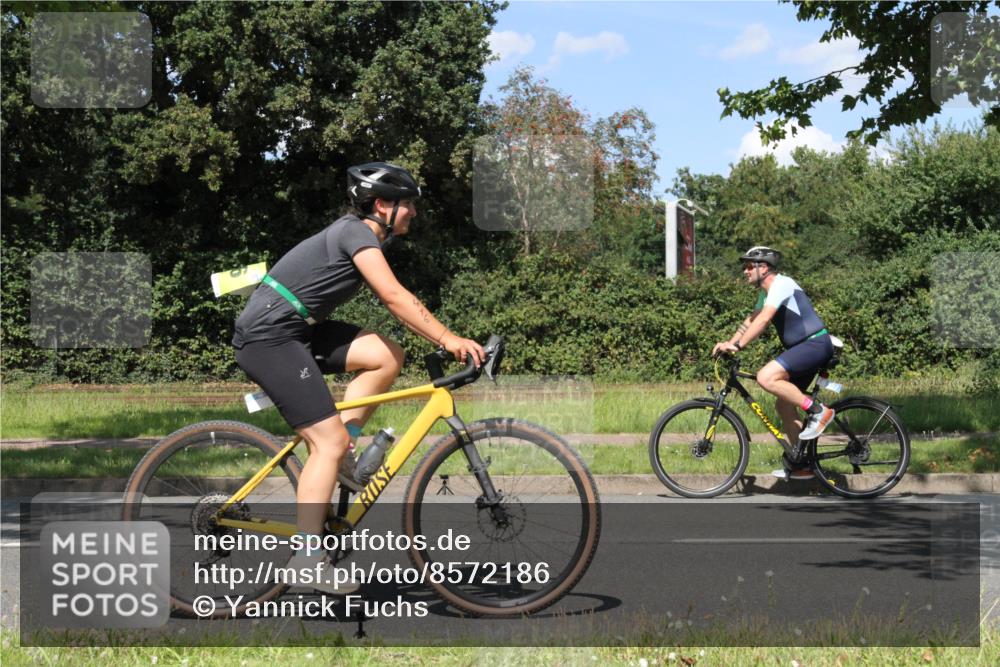 10.08.2025 - GEWOBA Citytriathlon Bremen Yannick Fuchs http://msf.ph/oto/8572186 10.08.2025 14:50:37 Radfahren 231, 416, 504 meine-sportfotos.de