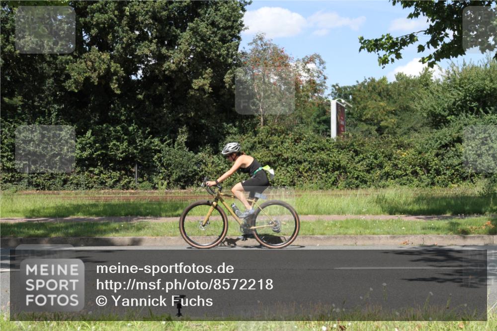 10.08.2025 - GEWOBA Citytriathlon Bremen Yannick Fuchs http://msf.ph/oto/8572218 10.08.2025 14:51:41 Radfahren 183, 237, 374, 523 meine-sportfotos.de