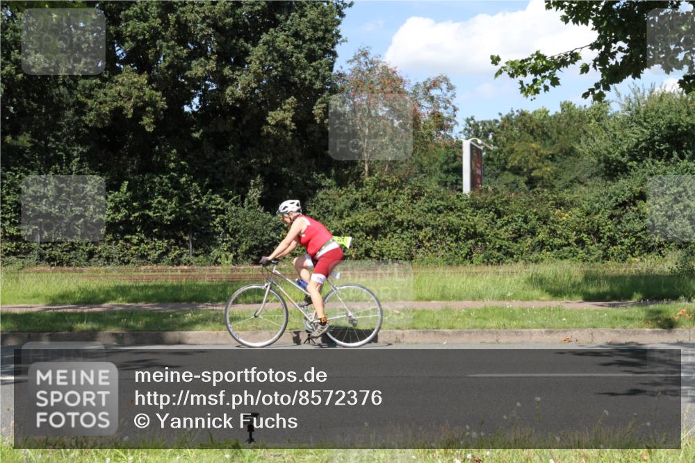 10.08.2025 - GEWOBA Citytriathlon Bremen Yannick Fuchs http://msf.ph/oto/8572376 10.08.2025 14:58:29 Radfahren 421 meine-sportfotos.de