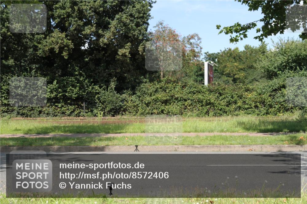 10.08.2025 - GEWOBA Citytriathlon Bremen Yannick Fuchs http://msf.ph/oto/8572406 10.08.2025 15:03:26 Radfahren  meine-sportfotos.de