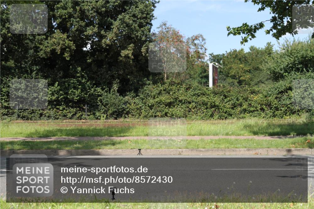 10.08.2025 - GEWOBA Citytriathlon Bremen Yannick Fuchs http://msf.ph/oto/8572430 10.08.2025 15:03:49 Radfahren  meine-sportfotos.de