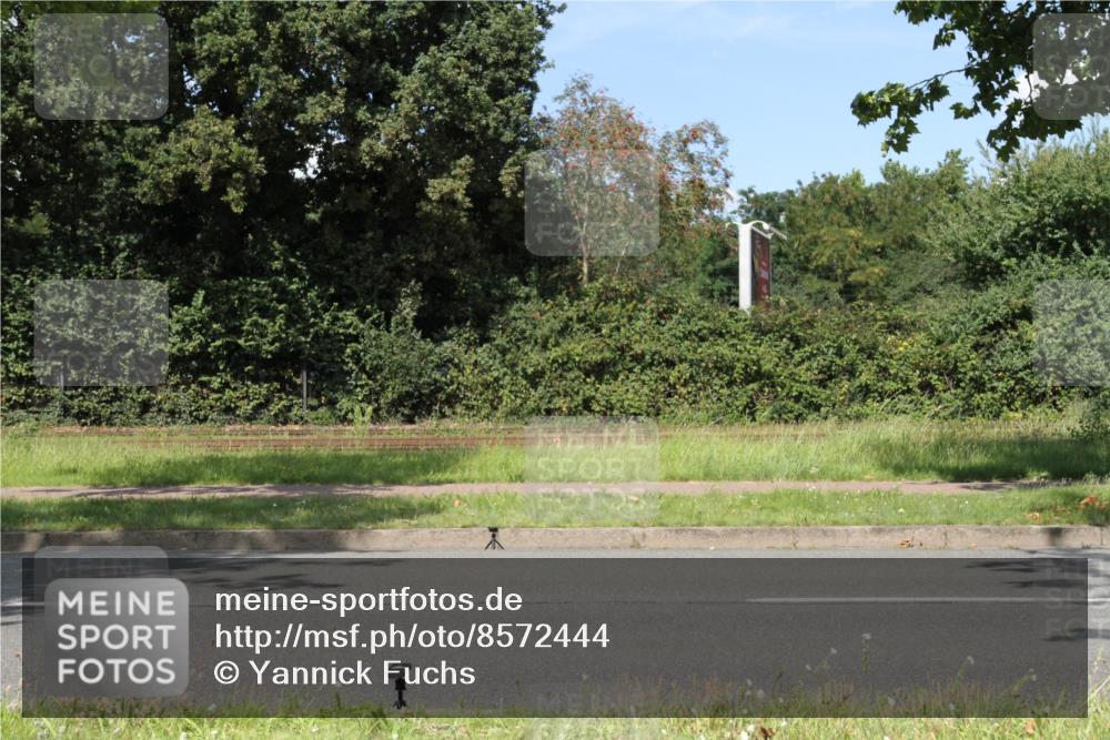 10.08.2025 - GEWOBA Citytriathlon Bremen Yannick Fuchs http://msf.ph/oto/8572444 10.08.2025 15:03:53 Radfahren  meine-sportfotos.de